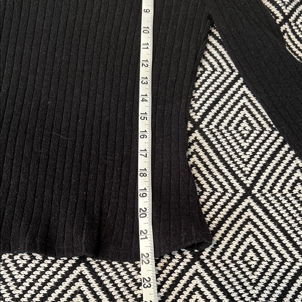 Lush Black Ribbed Scoop Neck Sweater - Picture 6 of 10